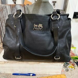 Coach Black Leather Shoulder Bag